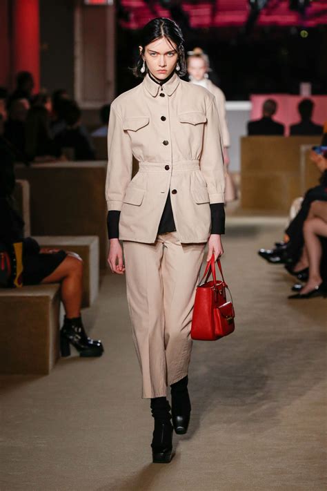 prada collezione 2019 2020|prada fashion collection.